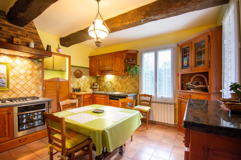 French property for sale in Estoublon, Alpes-de-Haute-Provence - €455,000 - photo 8