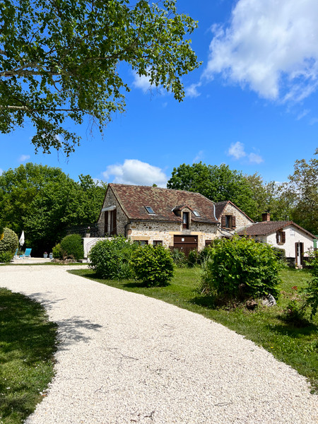 Maison à vendre à Corgnac-sur-l'Isle, Dordogne - 299 000 € - photo 1