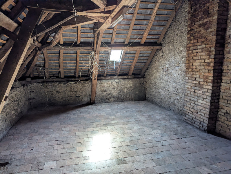 French property for sale in Terranjou, Maine-et-Loire - €70,000 - photo 9