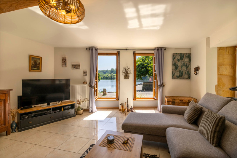 French property for sale in Mauzac-et-Grand-Castang, Dordogne - €343,440 - photo 3