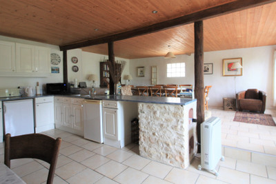 French property for sale in Chizé, Deux-Sèvres - €225,000 - photo 4
