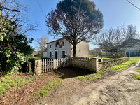Propriété à vendre à Étouars, Dordogne - 197 000 € - photo n°1