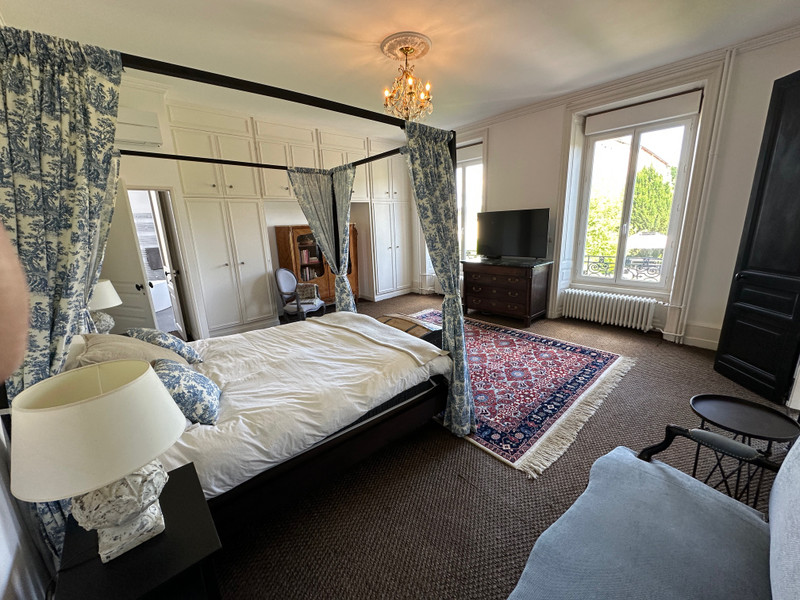 French property for sale in Châlus, Haute-Vienne - €975,000 - photo 6