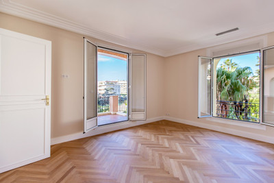 French property for sale in Nice, Alpes-Maritimes - €2,900,000 - photo 5