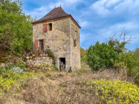 Propriété à vendre à Saint-Vincent-Rive-d'Olt, Lot - 16 600 € - photo n°1