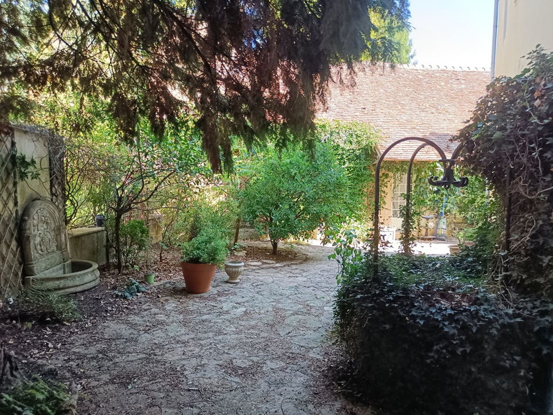 French property for sale in Authon-du-Perche, Eure-et-Loir - €399,000 - photo 1