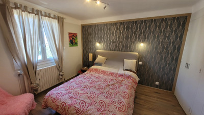 French property for sale in Avignon, Vaucluse - €409,000 - photo 1
