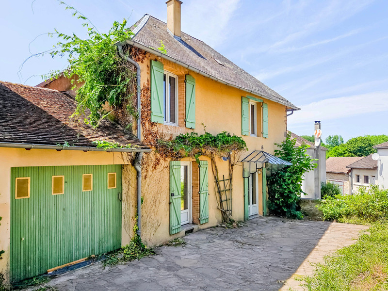 French property for sale in Bussière-Galant, Haute-Vienne - €148,500 - photo 0