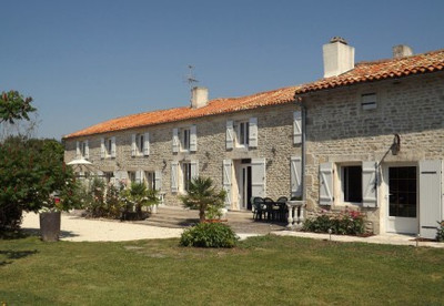Maison à vendre à Villefagnan, Charente, Poitou-Charentes, avec Leggett Immobilier