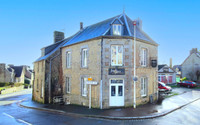 Maison à vendre à Ger, Manche - 195.000 € - photo 1