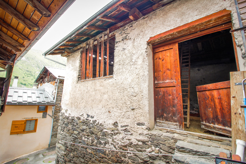 French property for sale in Saint-Martin-de-Belleville, Savoie - €175,000 - photo 9