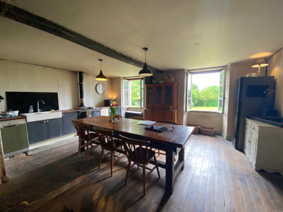 French property for sale in Léoville, Charente-Maritime - €110,000 - photo 4