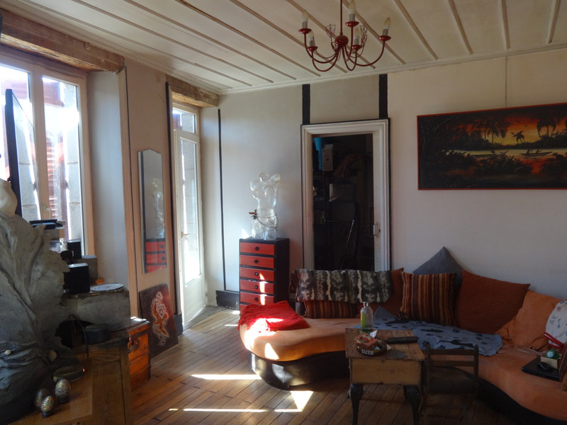 French property for sale in Condat, Cantal - &#8364;99,000 - photo 4