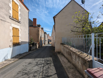French property for sale in Sainte-Sévère-sur-Indre, Indre - €44,600 - photo 13