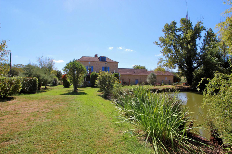 French property for sale in Lanquais, Dordogne - €495,000 - photo 2