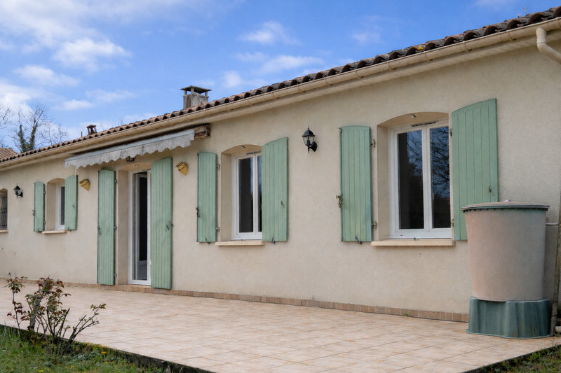 French property for sale in Saint-Romain, Charente - €147,000 - photo 3