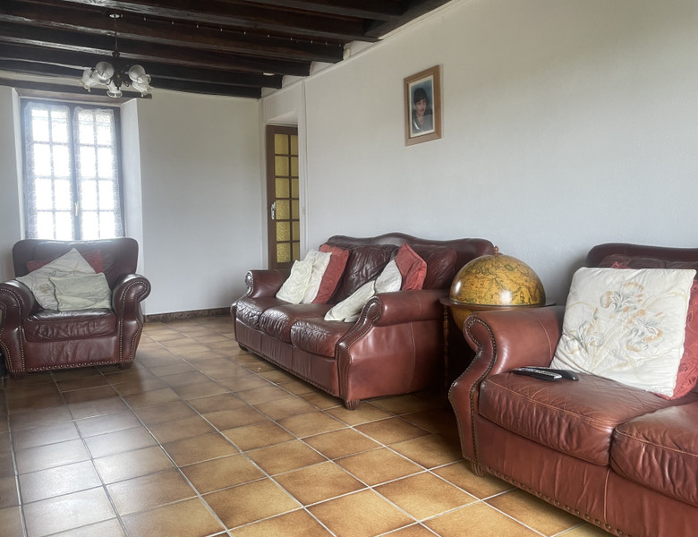 French property for sale in Verneuil-Moustiers, Haute-Vienne - €141,700 - photo 2