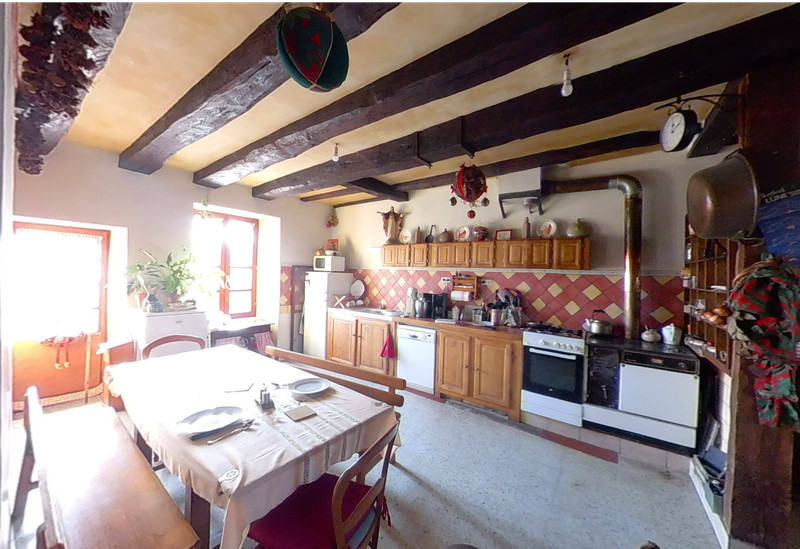 French property for sale in Nontron, Dordogne - &#8364;320,000 - photo 6