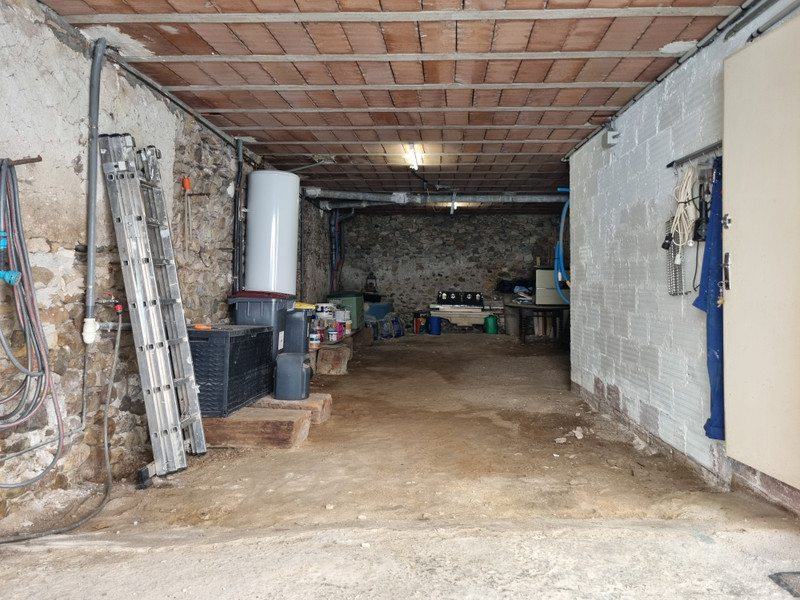 French property for sale in Hérépian, Hérault - €137,000 - photo 9
