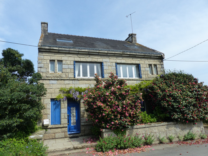 French property for sale in Radenac, Morbihan - &#8364;217,000 - photo 2