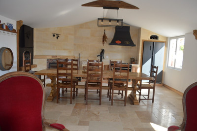 French property for sale in Les Billaux, Gironde - €525,000 - photo 7