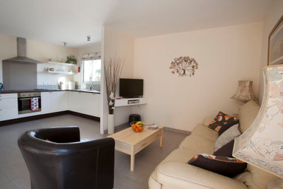 French property for sale in Cébazan, Hérault - €215,000 - photo 6