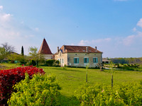 Maison à vendre à Aubeterre-sur-Dronne, Charente - 535 300 € - photo 2