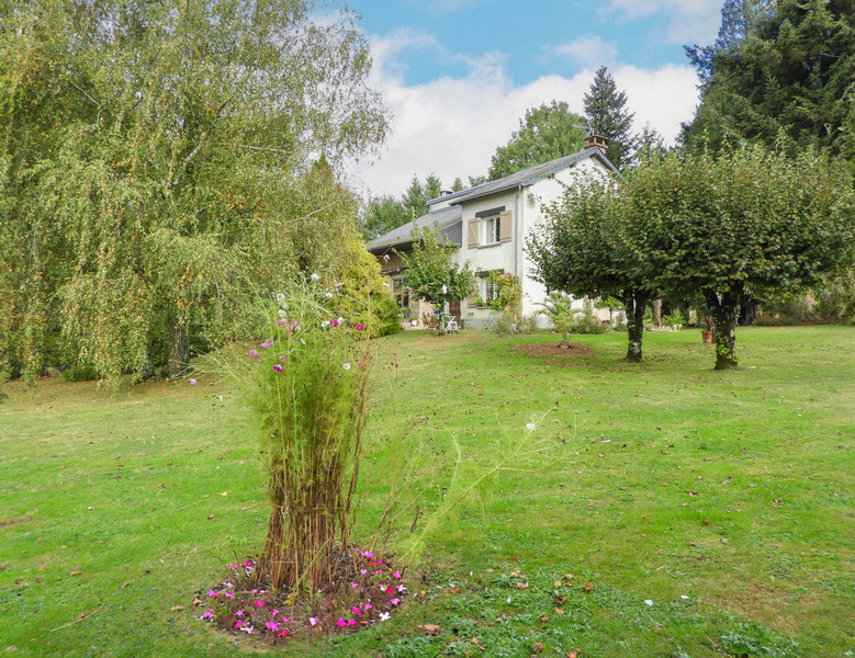 French property for sale in Espartignac, Corrèze - €244,000 - photo 9