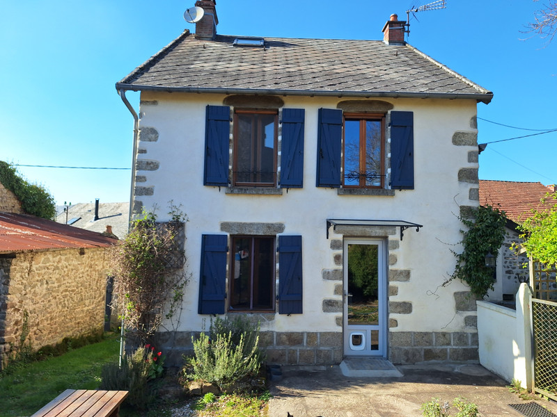 French property for sale in Saint-Dizier-Masbaraud, Creuse - €141,700 - photo 0