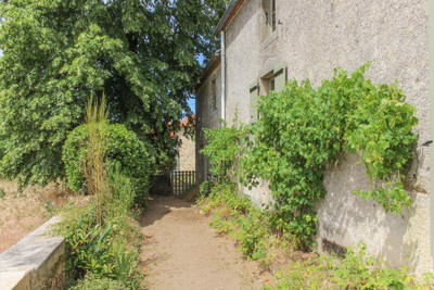French property for sale in Chiché, Deux-Sèvres - €139,000 - photo 14