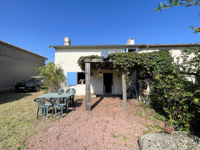 Maison à vendre à Saint-Varent, Deux-Sèvres, Poitou-Charentes, avec Leggett Immobilier