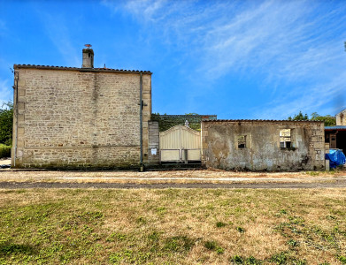 French property for sale in Saint-Germain-du-Seudre, Charente-Maritime - €235,400 - photo 8