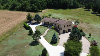 French property for sale in Chalais, Charente - €399,950 - photo 13