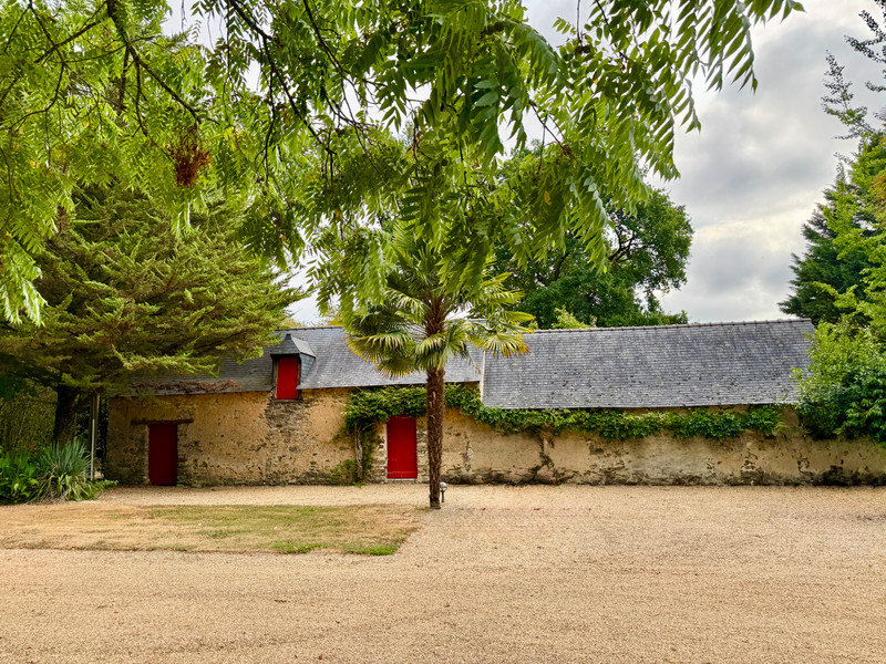 French property for sale in Ombrée d'Anjou, Maine-et-Loire - €1,250,000 - photo 9