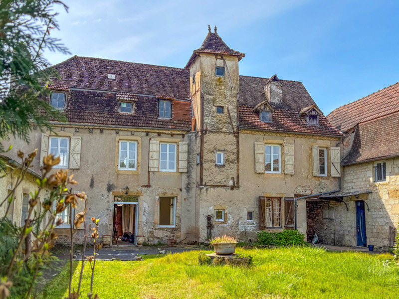 French property for sale in Bretenoux, Lot - €340,000 - photo 0
