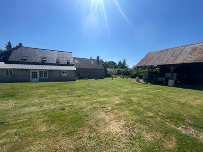 French property for sale in Lignières-Orgères, Mayenne - €166,000 - photo 1