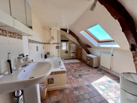 Maison à vendre à Jarzé Villages, Maine-et-Loire - 389.000 € - photo 6