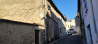 Propriété à vendre à Ruffec, Charente - 36 600 € - photo n°3