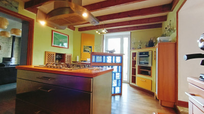 French property for sale in Luxé, Charente - €295,000 - photo 4