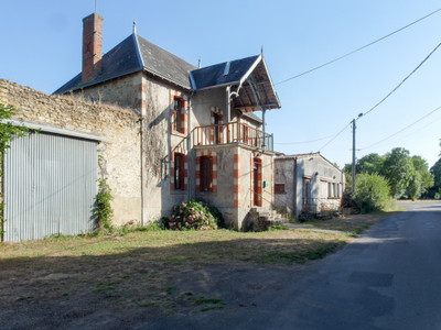 Maison à vendre à Sainte-Verge, Deux-Sèvres, Poitou-Charentes, avec Leggett Immobilier