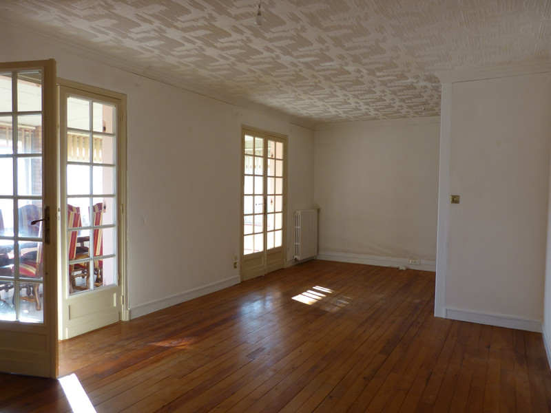 French property for sale in Pineuilh, Gironde - €212,000 - photo 5