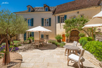 Propriété à vendre à Saint-Sozy, Lot - 395 000 € - photo n°1
