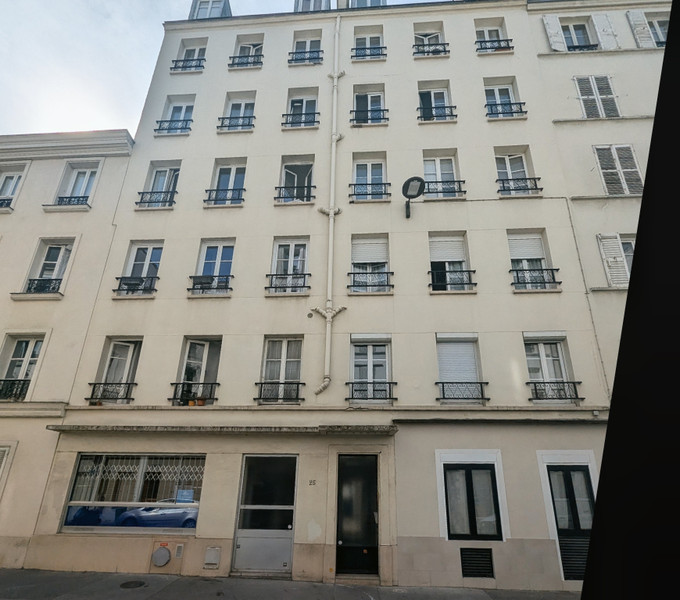 French property for sale in Paris 7e Arrondissement, Paris - €230,000 - photo 9