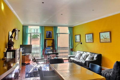 French property for sale in Cannes, Alpes-Maritimes - €430,000 - photo 2