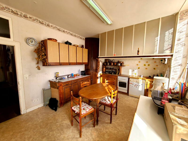 French property for sale in Mansle, Charente - €205,000 - photo 2