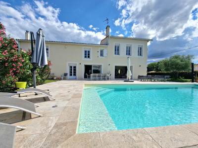 Maison à vendre à Ludon-Médoc, Gironde, Aquitaine, avec Leggett Immobilier