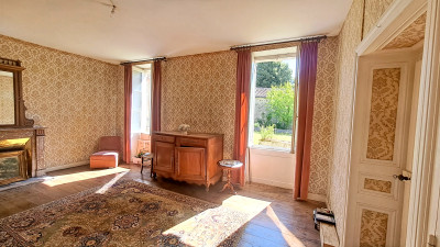 French property for sale in Massignac, Charente - €189,000 - photo 7