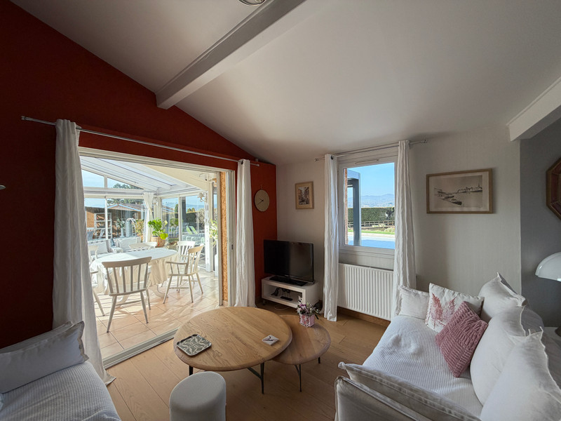 French property for sale in Vourles, Rhône - €795,000 - photo 5