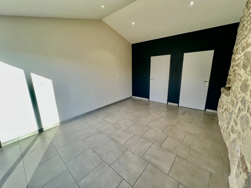 French property for sale in Saint-Estèphe, Dordogne - €77,000 - photo 7