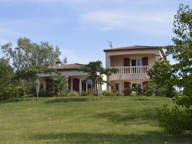 French property for sale in Laparade, Lot-et-Garonne - &#8364;630,000 - photo 3